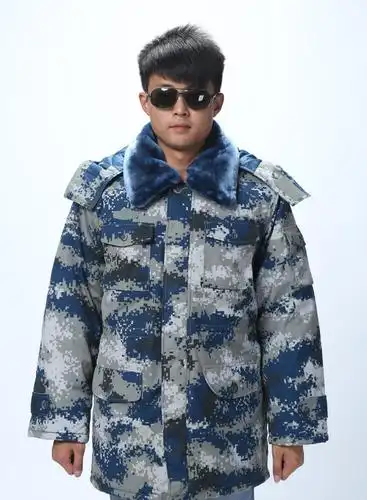 迷彩大衣.军大衣.厂家直销