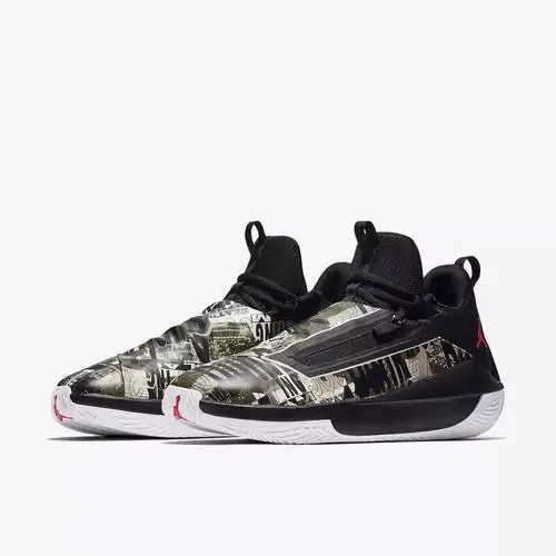 jumpmanhustle 男子篮球鞋,向全力以赴,认真专注的处事态度致敬.