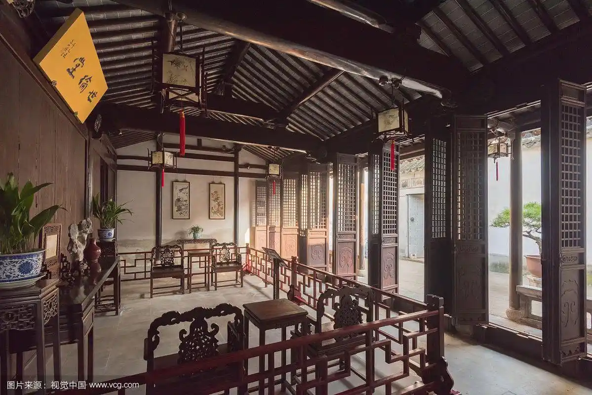 苏州艺圃古典园林的中式厅堂