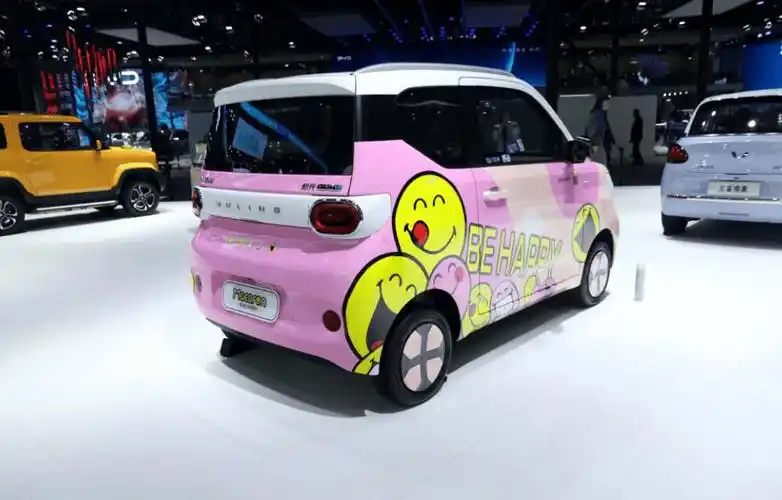 网红爆款五菱宏光推出mini第三代马卡龙,心动吗_搜狐汽车_搜狐网