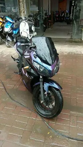 95新爬赛变色龙款—开封顺河区摩托电动自行车