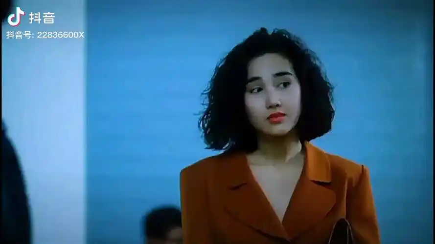 柏安妮跟周星驰看起来很配啊