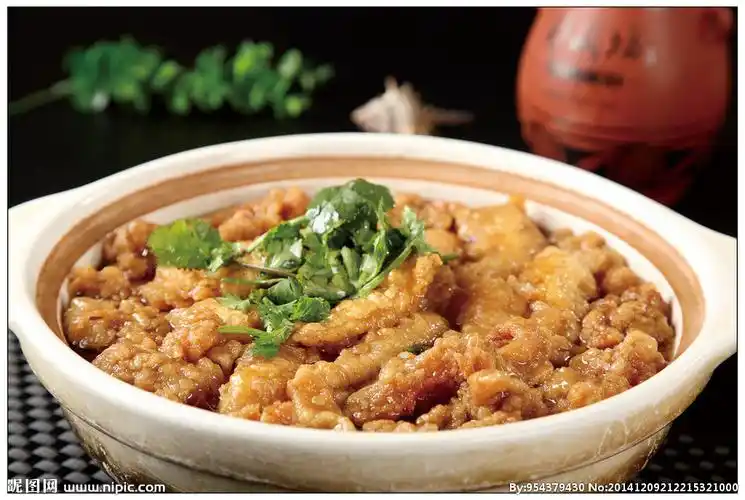 小酥肉炖酥鱼图片