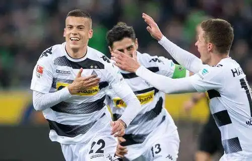 p>门兴格拉德巴赫足球俱乐部(borussia m  nchengladbach)是位于 a