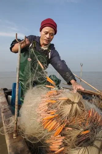 断掌的渔民 - 人物类-摄影大赛2016 - 地理中文网—《国家地理》杂志