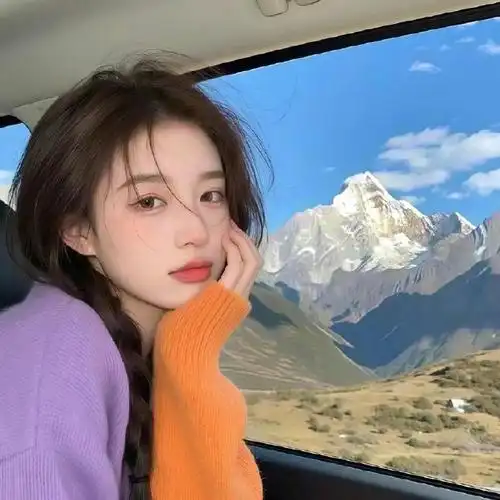 一些氛围感真人女生头像