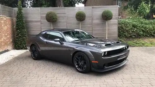 2020款 道奇 挑战者 地狱猫 红眼 宽体