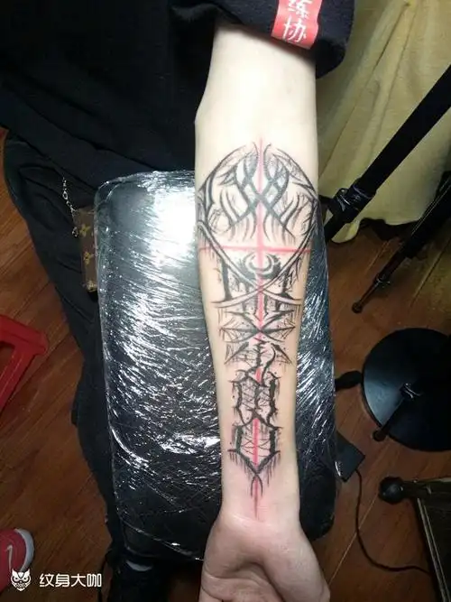 小臂内侧_纹身图案手稿图片_张理想的纹身作品集