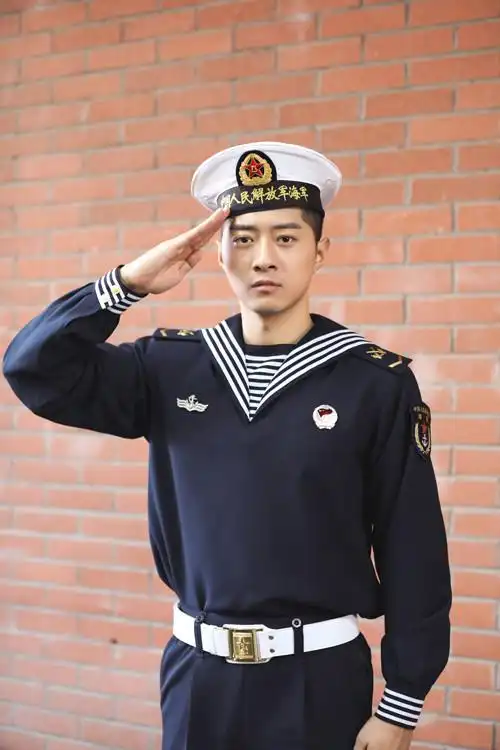 《红海行动》郭家豪出演医疗兵致敬海军