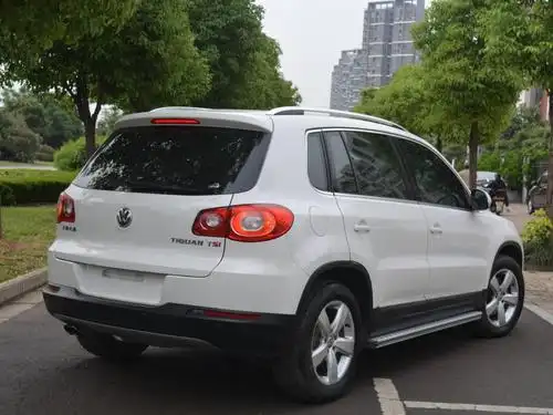 【淮南】2011年6月 大众 途观 白色 自动档