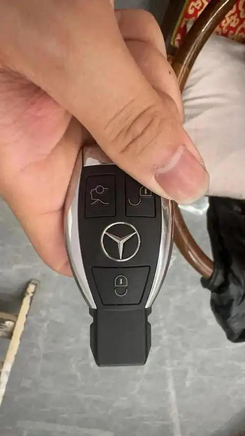 高价悬赏3000仙游某奔驰车主急了谁捡到了我的车钥匙