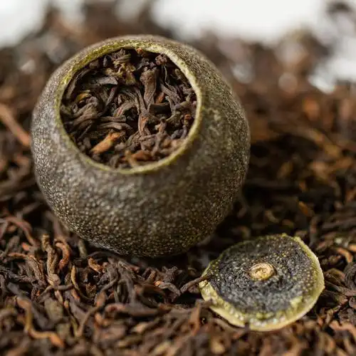 小青柑茶叶冲泡后有浓郁的小青柑香气,口感醇厚,回甘甜润.