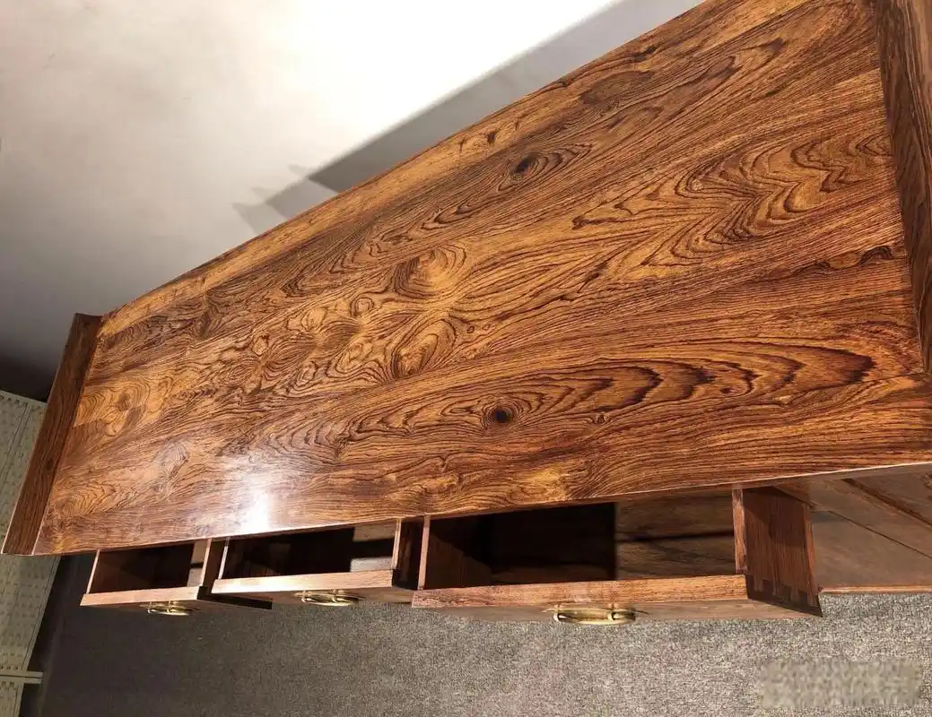 奥氏黄檀主产于缅甸.