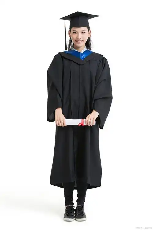 颜色:博士服是黑,红两色;硕士服是蓝,深蓝两色;学士服是黑,白两色.