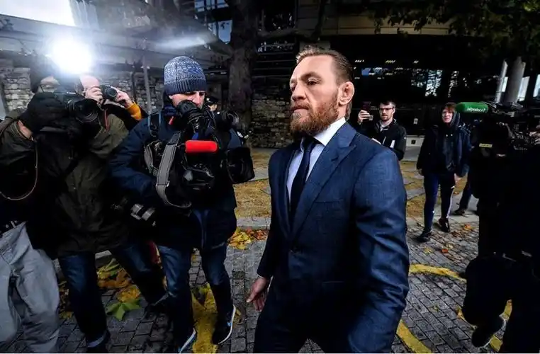 ufc前羽量级轻量级双冠王嘴炮康纳麦格雷戈ins照片自取第二弹