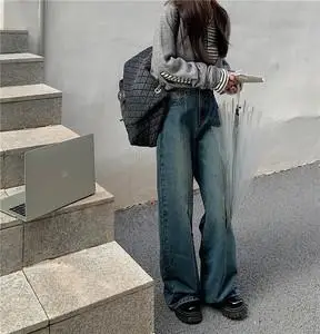 牛仔阔腿裤搭配鞋子效果图