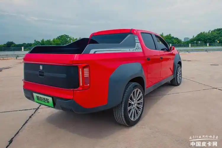 早于比亚迪领克特斯拉国内首款来自纯电动平台的皮卡曝光