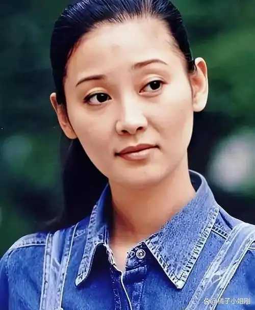 54岁"风韵女神"许晴的风流史撩了20年,却被3个油王绊住脚