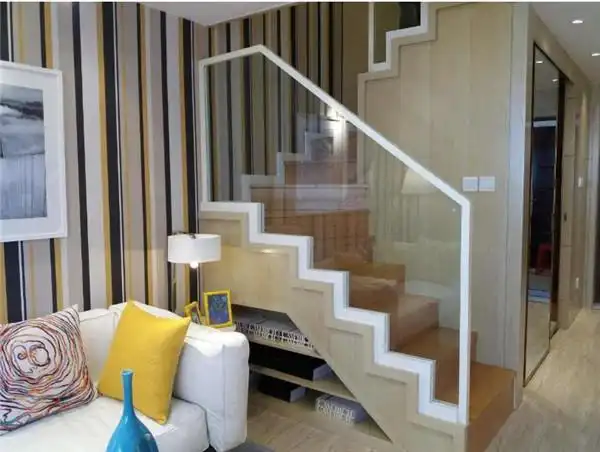 等我买了loft公寓,楼梯也要这样装,砌一半悬空一半,又省空间了