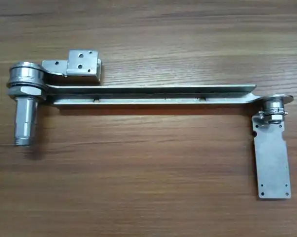 机械及工业制品 五金配件         转轴是家具的重要零部件,对整体起