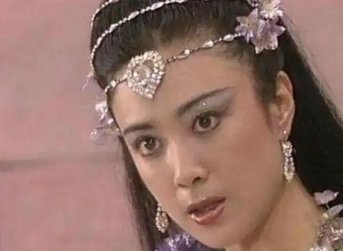 她不仅是孙悟空母亲,还是白素贞师父,为何屡次被一凡人欺辱?