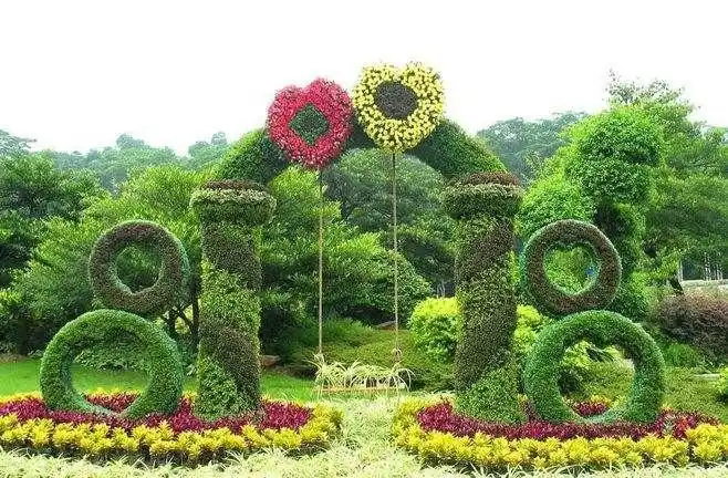成都景赐园林绿化有限公司 产品供应 广场景观绿雕造型可来图定制