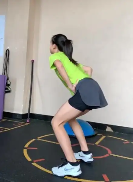 12岁森碟运动照曝光,身高近1.7米,感觉像穿女装的田亮