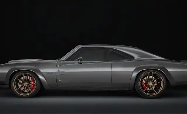 多米尼克·托雷托同款的千匹马力道奇charger_东方汽车