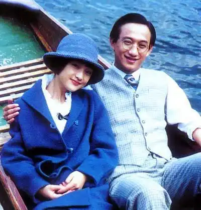 多情才子徐志摩老照片一生中的三个女人各有特色令人惊艳