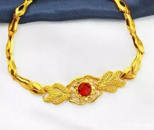 "沙金首饰"何以能在珠宝市场"低开高走"?网友齐呼:美保廉