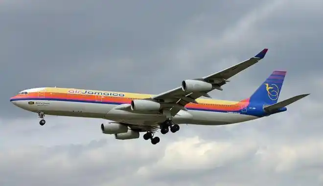 伊朗总统专机是六手客机机龄已经24年被制裁很痛苦