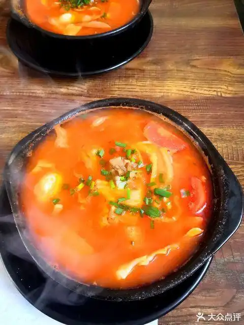 凯里老字号酸汤砂锅粉