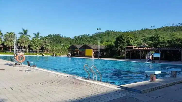 10月5-7日阳西沙扒湾小镇,碧海蓝天月亮湾,咸水矿温泉纯玩3日游