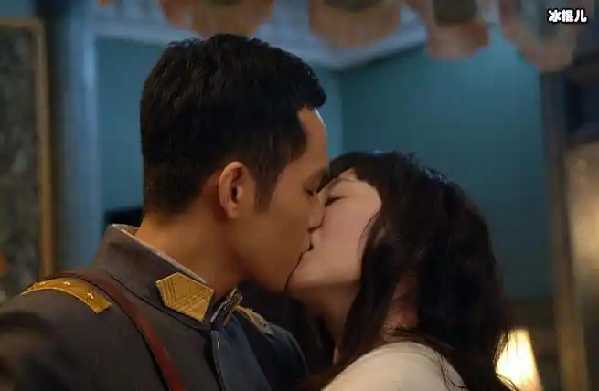 李小冉钟汉良再度合作新剧 两人关系默契一拍即合