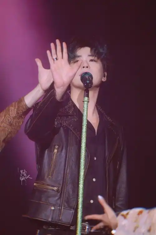 张云雷演唱会##张云雷粤语不错啊##张云雷歌者启程广州演唱会