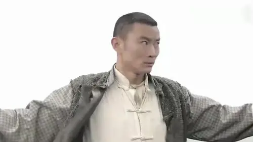 铁道游击队:刘洪,彭亮等人与日本武士车顶的生死较量,真过瘾!