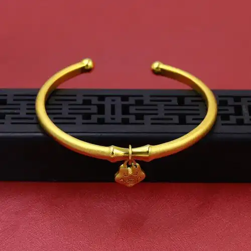 古法传承如意手镯女 时尚福锁宫铃c字实心开口 刻999磨砂沙金镯子
