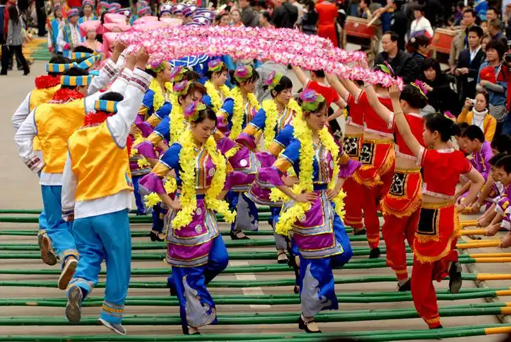 【壮乡情】带你走进壮族的特色节日——三月三歌节