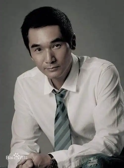 唐宁(leila tong),1981年12月5日出生于中国香港,影视男演员,舞台剧