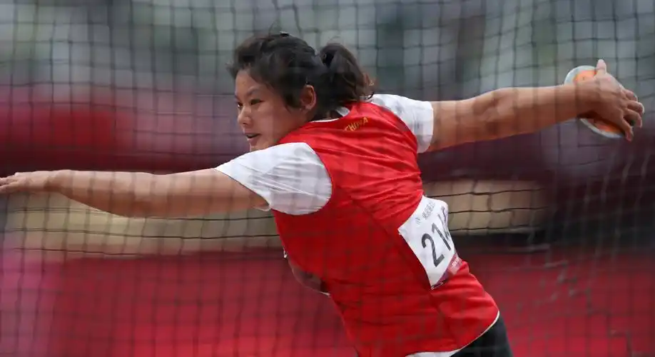 田径——女子铁饼f64级决赛:中国选手包揽冠亚军