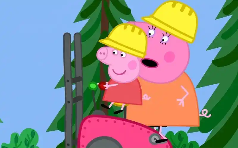 小猪佩奇7来到工程师世界佩奇乔治驾驶挖掘机做的太棒了