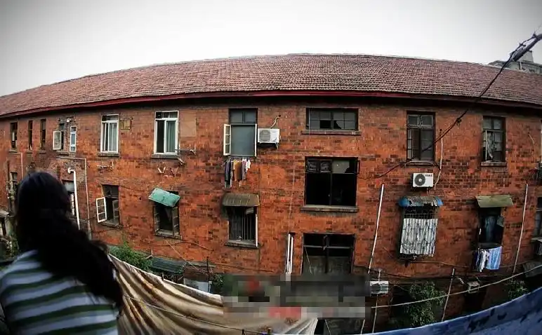 80年代特色建筑 筒子楼里最后的房客(图)