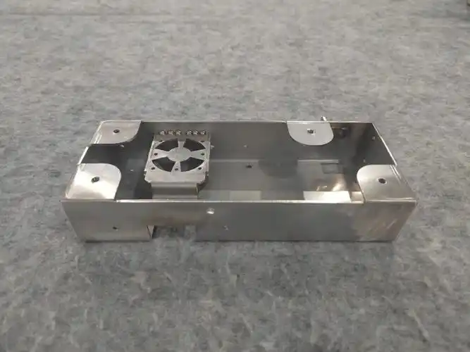 浅发几张钣金产品图