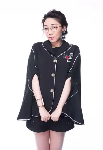 从"奇葩之王"到副董事长,关于马薇薇你不知道的7个故事