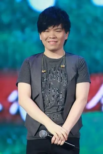 常石磊资料图片直通春晚常石磊个人资料常石磊微博有哥哥照片