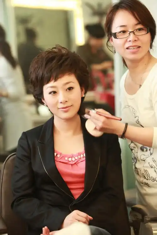 许婷主持节目图片