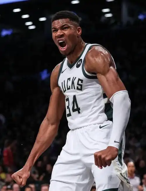 字母哥再次巨献,带领雄鹿98-95险胜步行者本场比赛