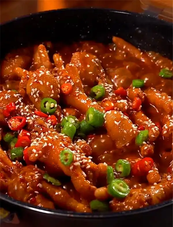 在家也能做出,比饭店还好吃的韩式辣鸡爪,制作简单零失败率