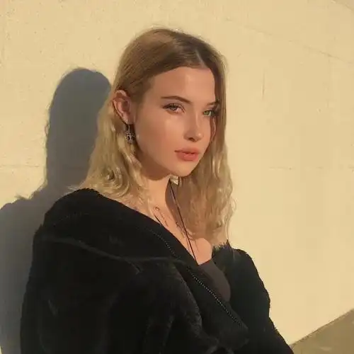 ins气质高级欧美女生头像_腾讯新闻