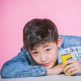 泰拉星环第1季马启越扮演英男